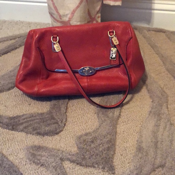 Coach - Picture 2 of 6